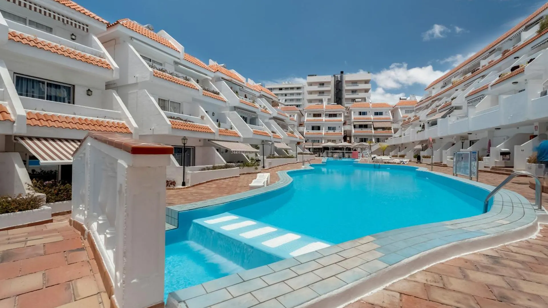 Apartment Serene Terrace And Pool Playa de las Americas
